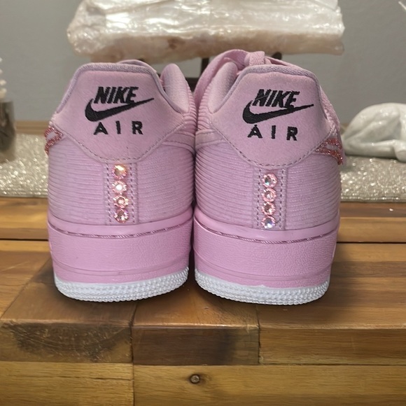 Swarovski Nike Pink corduroy Air Force 1’s with pink SWAROVSKI crystals - Picture 8 of 11